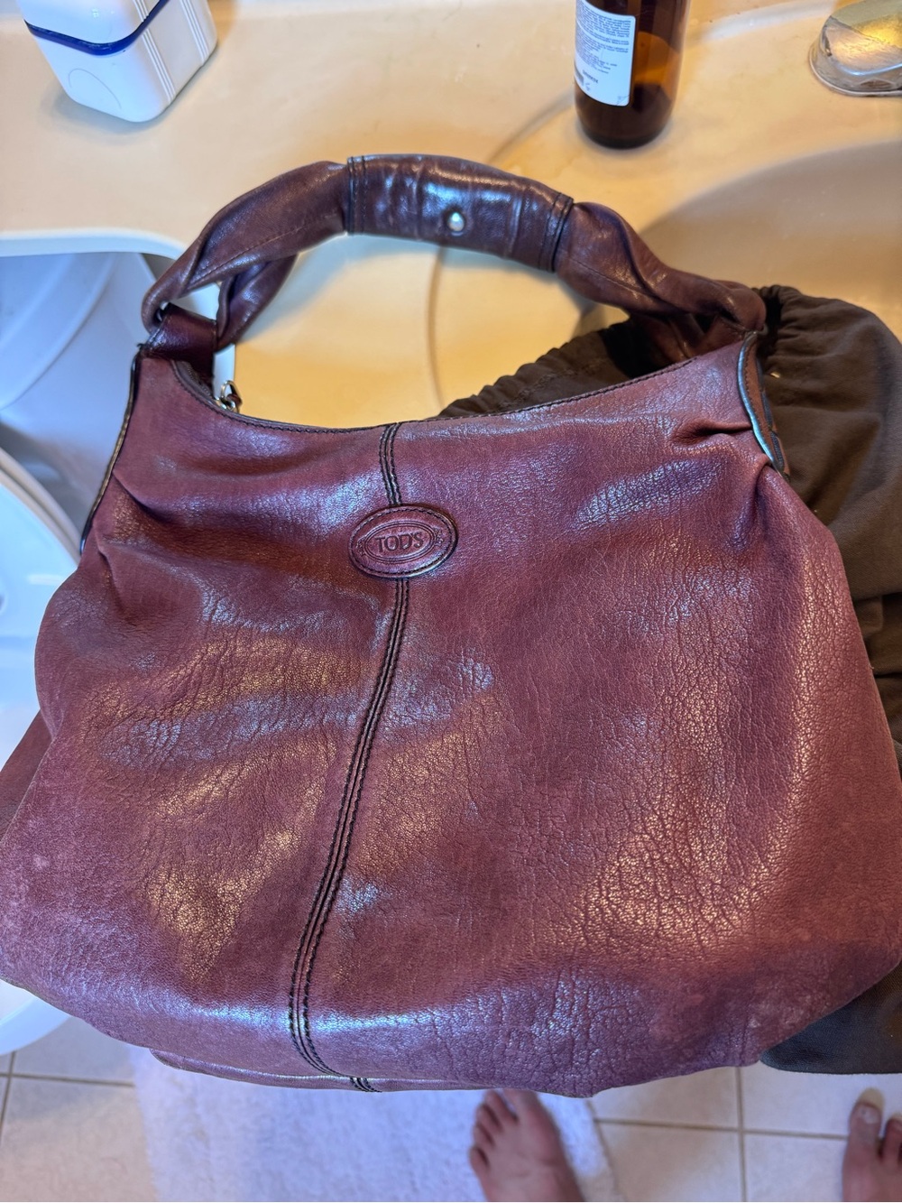 Tod's Burgundy colour Leather Shoulder Hobo